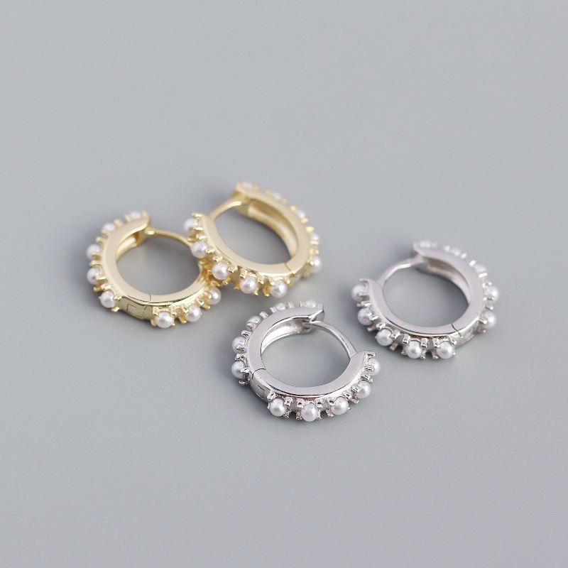 Mini Shell Pearls Huggie Hoop Earrings