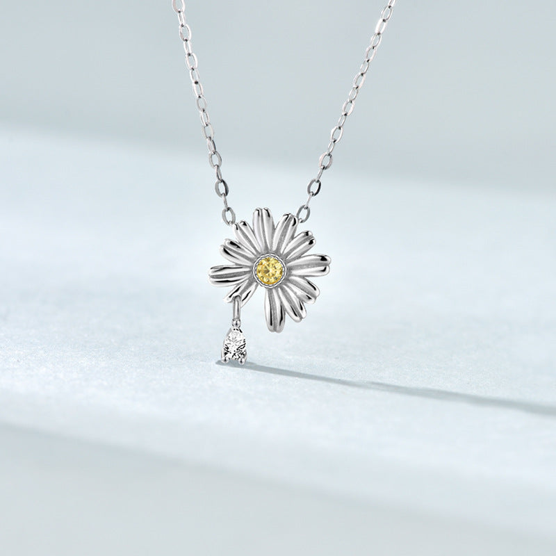 Summer Daisy Flower Necklace